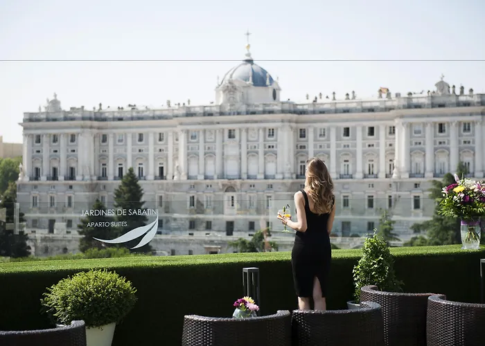 Apartosuites Jardines De Sabatini